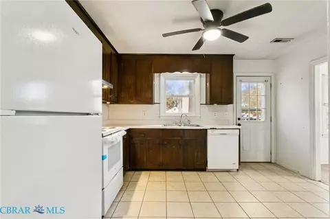 7499 Matoaka Ave, Gloucester Point, VA 23062 photo 9