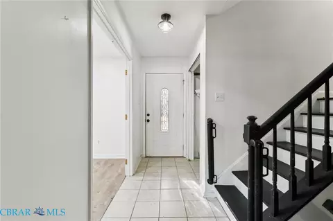 7499 Matoaka Ave, Gloucester Point, VA 23062 photo 4