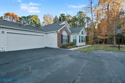 103 Horatio Gates Dr, Yorktown, VA 23690