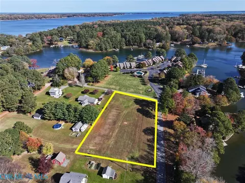 lot7 Family Ln, Cobbs Creek, VA 23035