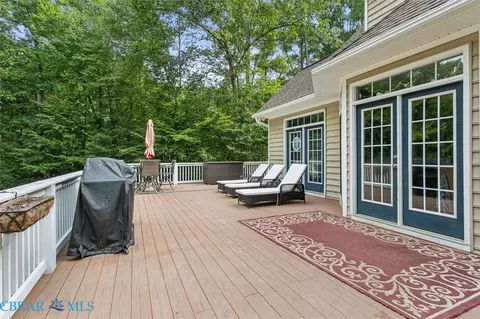 8194 Manor Dr, Gloucester, VA 23061 photo 41