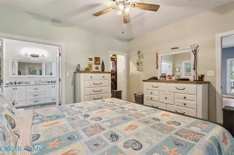 8194 Manor Dr, Gloucester, VA 23061 photo 25