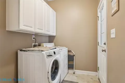 8194 Manor Dr, Gloucester, VA 23061 photo 22