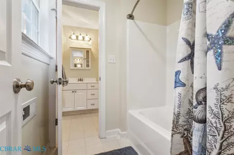 8194 Manor Dr, Gloucester, VA 23061 photo 35