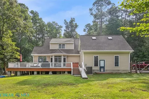 8194 Manor Dr, Gloucester, VA 23061 photo 47