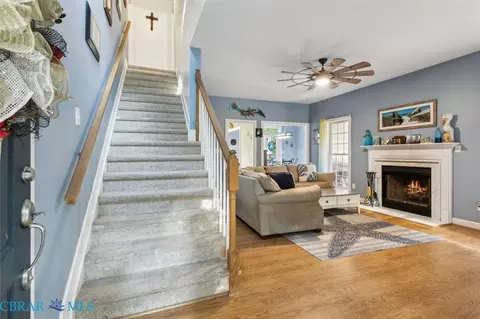 8194 Manor Dr, Gloucester, VA 23061 photo 8