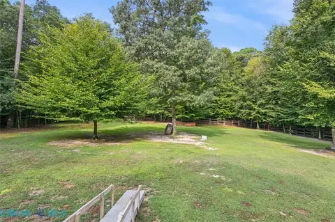 8194 Manor Dr, Gloucester, VA 23061 photo 44