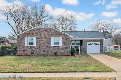 6 Rust St, Hampton, VA 23664