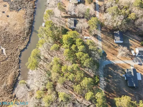 277 Ac Point Anne, Hartfield, VA 23071 photo 9