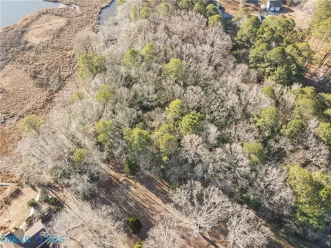 277 Ac Point Anne, Hartfield, VA 23071 photo 10