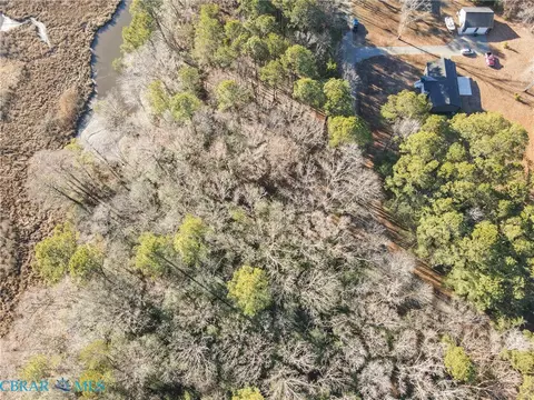 277 Ac Point Anne, Hartfield, VA 23071 photo 8