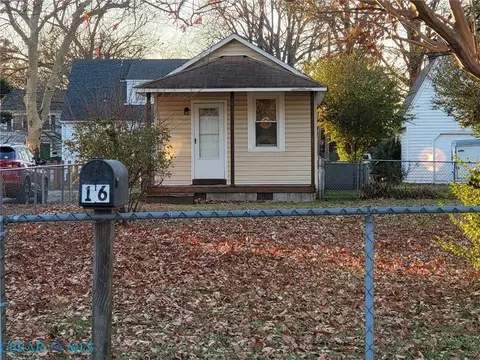 16 S Cypress St, Hampton, VA 23669 photo 3