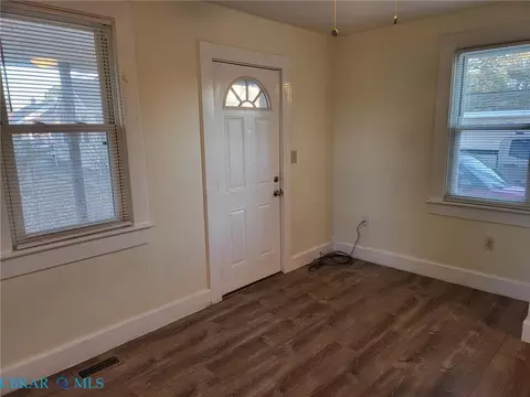 16 S Cypress St, Hampton, VA 23669 photo 10