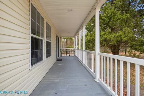 7928 Crab Thicket Rd, Gloucester, VA 23061 photo 6