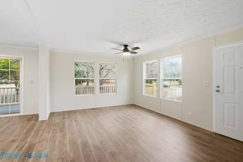 7928 Crab Thicket Rd, Gloucester, VA 23061 photo 8