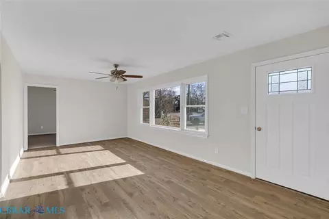 353 Fox Hill Rd, Hampton, VA 23669 photo 7