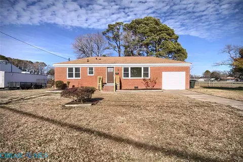 353 Fox Hill Rd, Hampton, VA 23669 photo 2