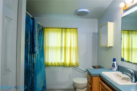 Bath - 6392 Main St, Gloucester, VA 23061 photo 4 of 4
