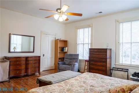 Bedroom - 6392 Main St, Gloucester, VA 23061 photo 6 of 8