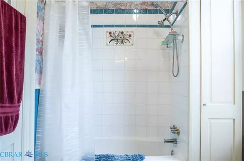 Bath - 6392 Main St, Gloucester, VA 23061 photo 3 of 4
