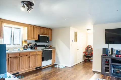 Entry Way - 6392 Main St, Gloucester, VA 23061 photo 1 of 4