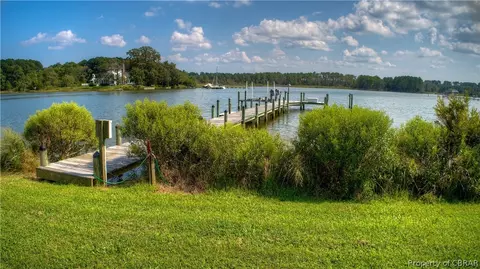 54 Bellows Dr, White Stone, VA 22578 photo 3