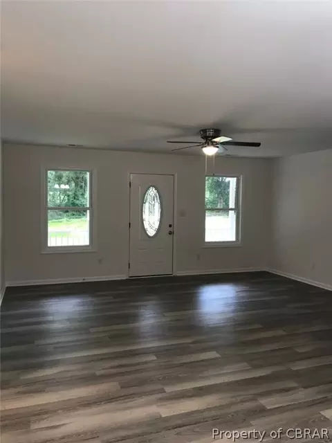 6074 Burleigh Rd, Gloucester, VA 23061 photo 5