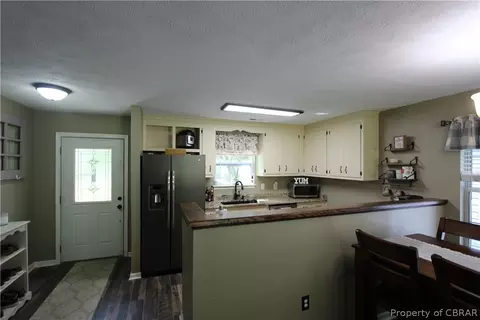 8831 Marlfield Rd, Gloucester, VA 23061 photo 10