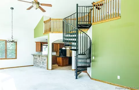 9970 Woods Cross Rd, Gloucester, VA 23061 photo 7