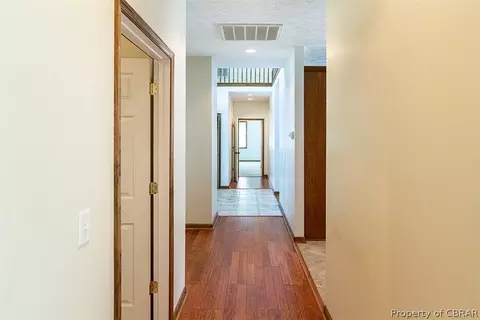 9970 Woods Cross Rd, Gloucester, VA 23061 photo 18