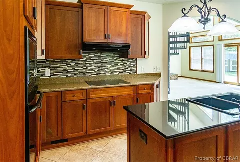 9970 Woods Cross Rd, Gloucester, VA 23061 photo 10