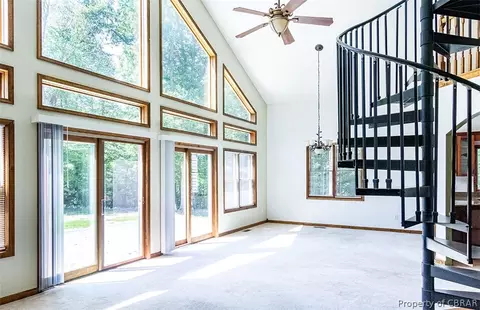 9970 Woods Cross Rd, Gloucester, VA 23061 photo 17