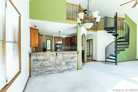 9970 Woods Cross Rd, Gloucester, VA 23061 photo 6