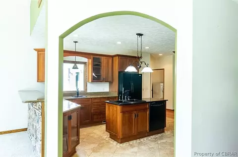 9970 Woods Cross Rd, Gloucester, VA 23061 photo 8