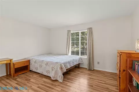 Bedroom - 210 Dockside Dr, Hampton, VA 23666 photo 1 of 5