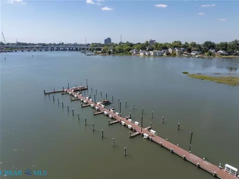 View/Area - 210 Dockside Dr, Hampton, VA 23666 photo 3 of 3