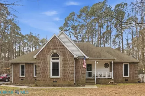 4404 Bufflehead Dr, Gloucester, VA 23061