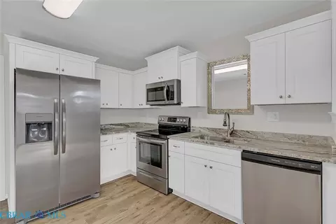 2810 Rosalee Dr, Hampton, VA 23661 photo 8