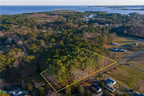 0000 S Bay Haven Rd, Gwynn, VA 23066