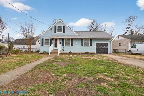 3403 W Weaver Rd, Hampton, VA 23666 photo 2
