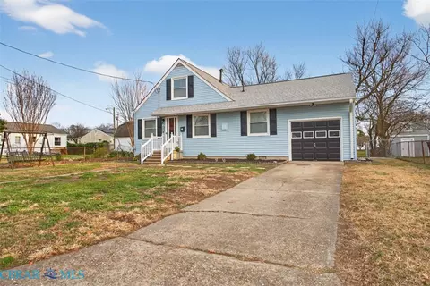 3403 W Weaver Rd, Hampton, VA 23666 photo 3