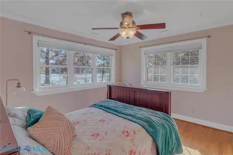 Bedroom - 867 Levelgreen Rd, Lancaster, VA 22503 photo 6 of 8