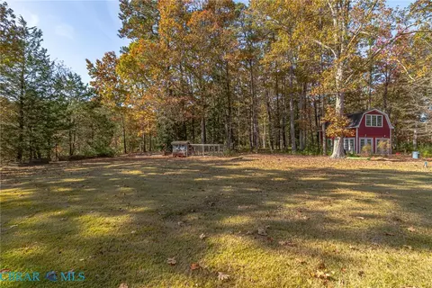 Exterior - 867 Levelgreen Rd, Lancaster, VA 22503 photo 2 of 3
