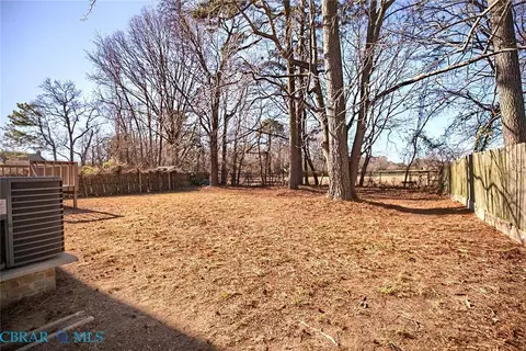 107 Glascow Way, Hampton, VA 23669 photo 33