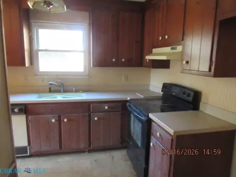 6381 Bolling Brook Ln, Gloucester, VA 23061 photo 4