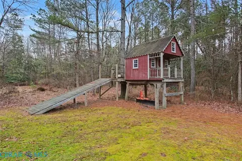 9273 Sheldon Ln, Gloucester, VA 23061 photo 36
