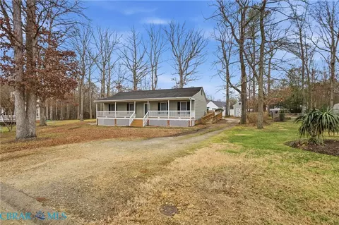 2805 Haleys Hollow Rd, Glen Allen, VA 23060