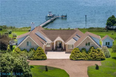 3308 Windmill Point Rd, White Stone, VA 22578