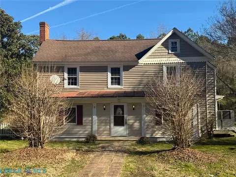 1378 Circle Dr, Port Haywood, VA 23138
