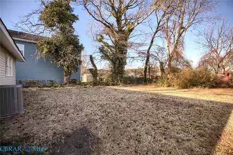 816 Smith St, Hampton, VA 23661 photo 5